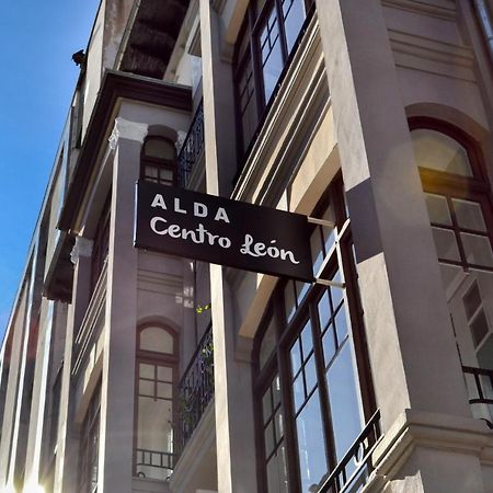 Alda Centro Leon Hostel Buitenkant foto
